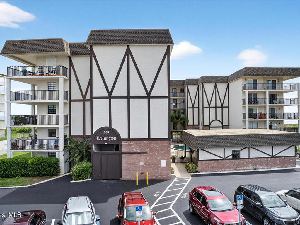 383 N Atlantic Ave, Cocoa Beach, FL 32931