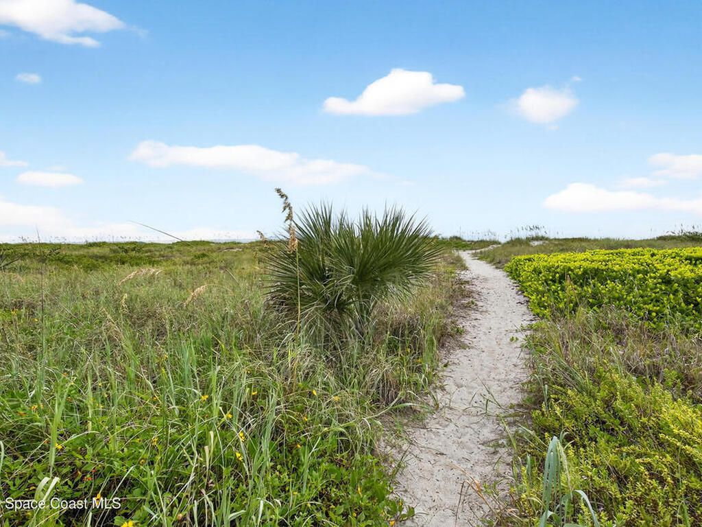 383 N Atlantic Ave, Cocoa Beach, FL 32931