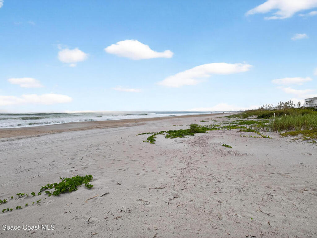 383 N Atlantic Ave, Cocoa Beach, FL 32931