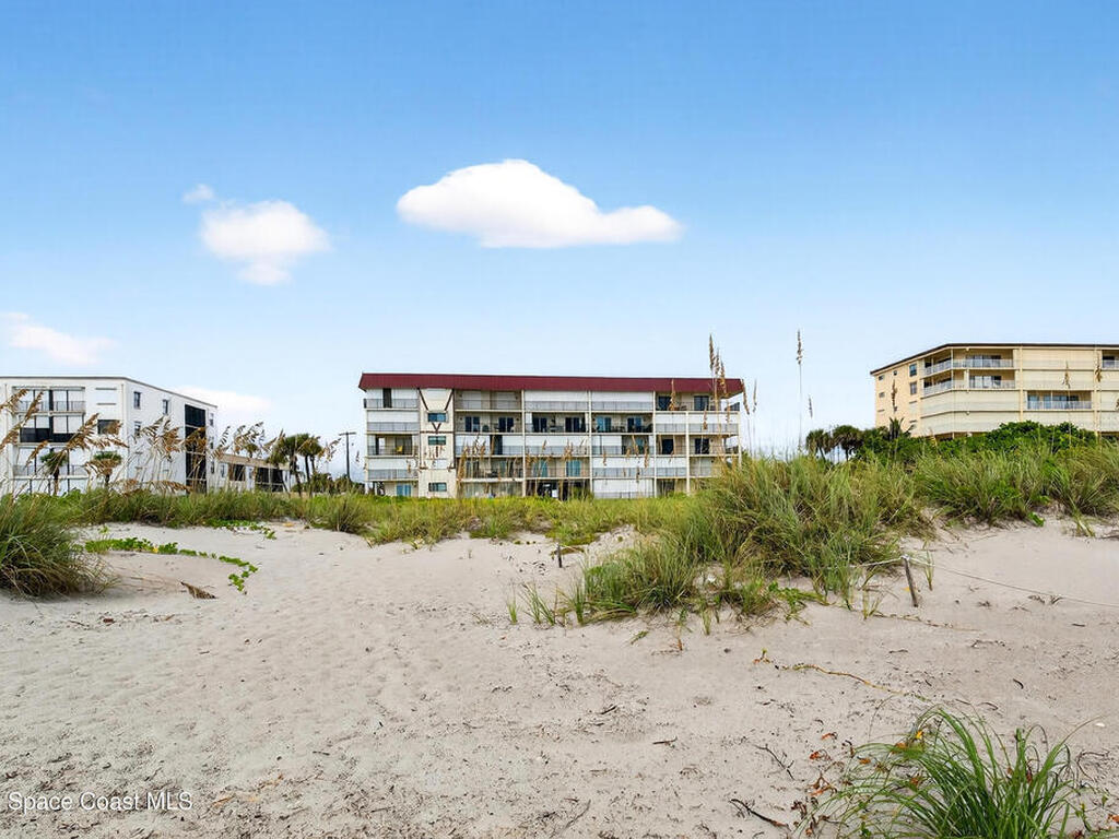 383 N Atlantic Ave, Cocoa Beach, FL 32931