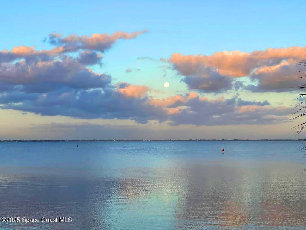 383 N Atlantic Ave, Cocoa Beach, FL 32931