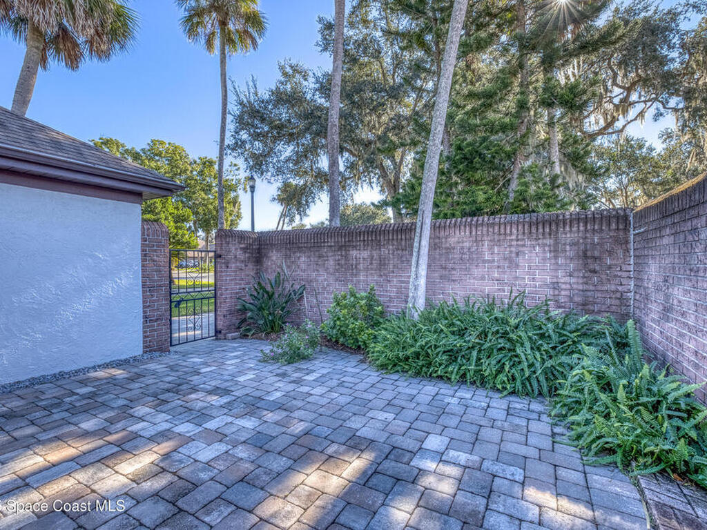 2114 Kings Cross Street, Titusville, FL 32796