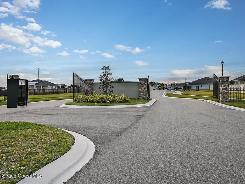 938 Soleway Avenue, Palm Bay, FL 32907