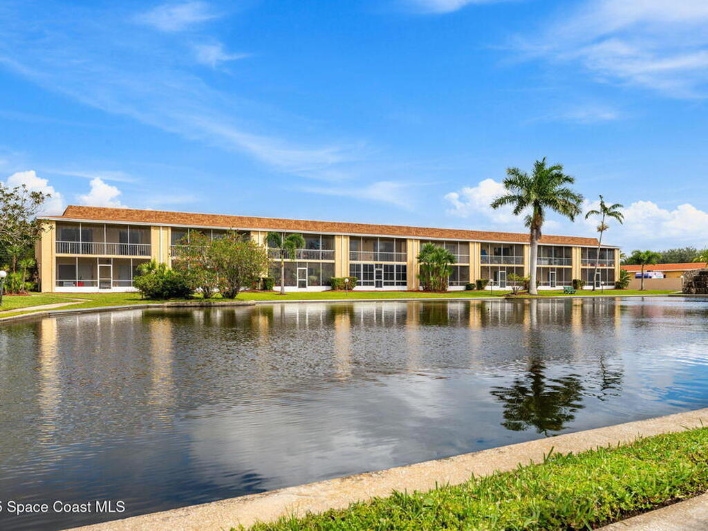 2135 N Courtenay Parkway, Merritt Island, FL 32953