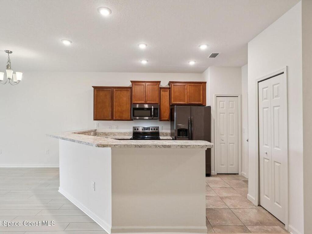 620 Remington Green Drive, Palm Bay, FL 32909