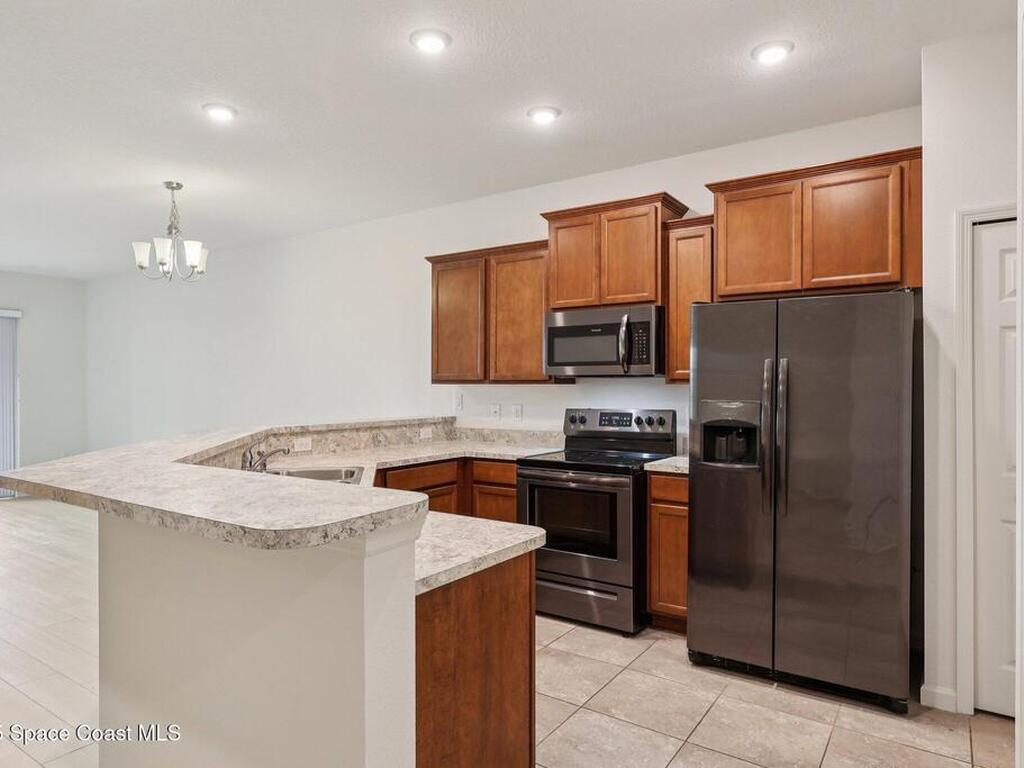 620 Remington Green Drive, Palm Bay, FL 32909