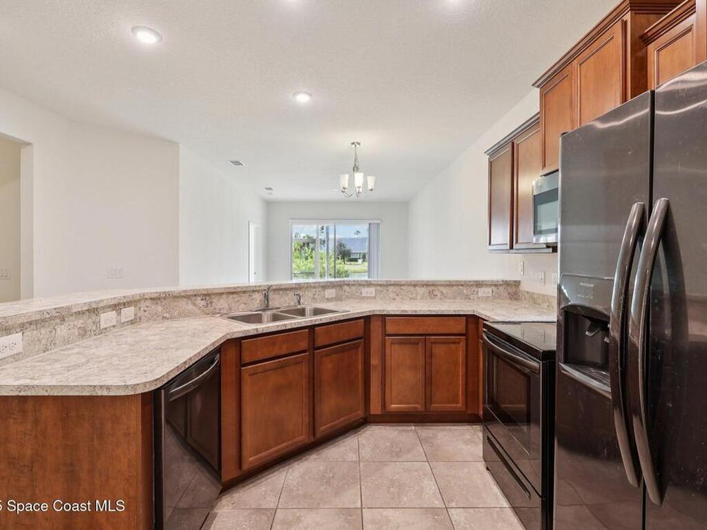 620 Remington Green Drive, Palm Bay, FL 32909