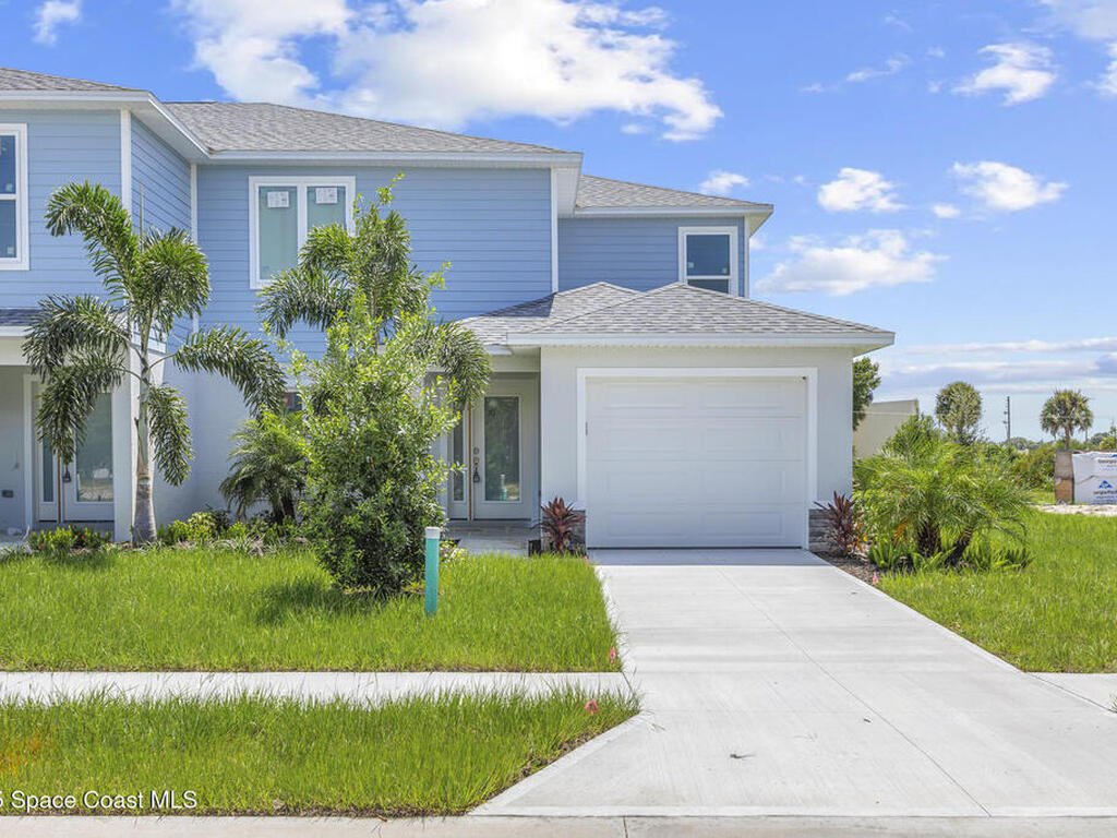 208 Hidden Woods Place, Melbourne, FL 32901