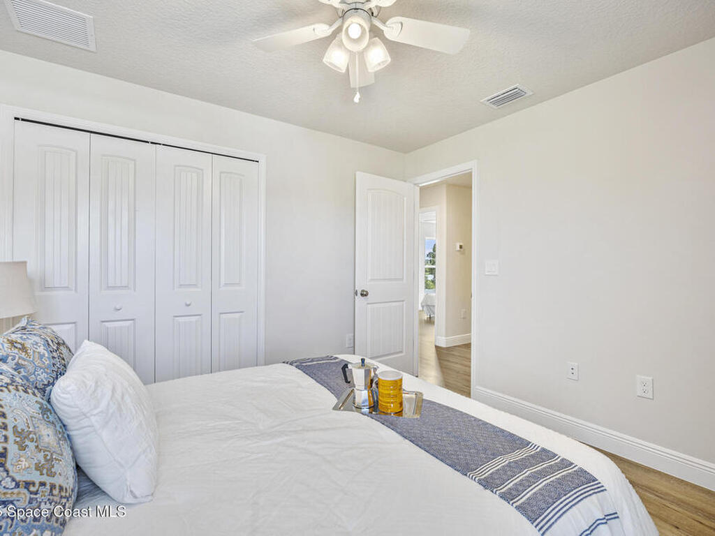 238 Hidden Woods Place, Melbourne, FL 32901