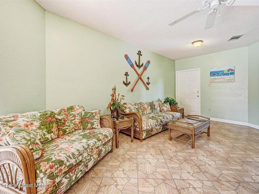 622 Cedar Side Circle, Palm Bay, 32905