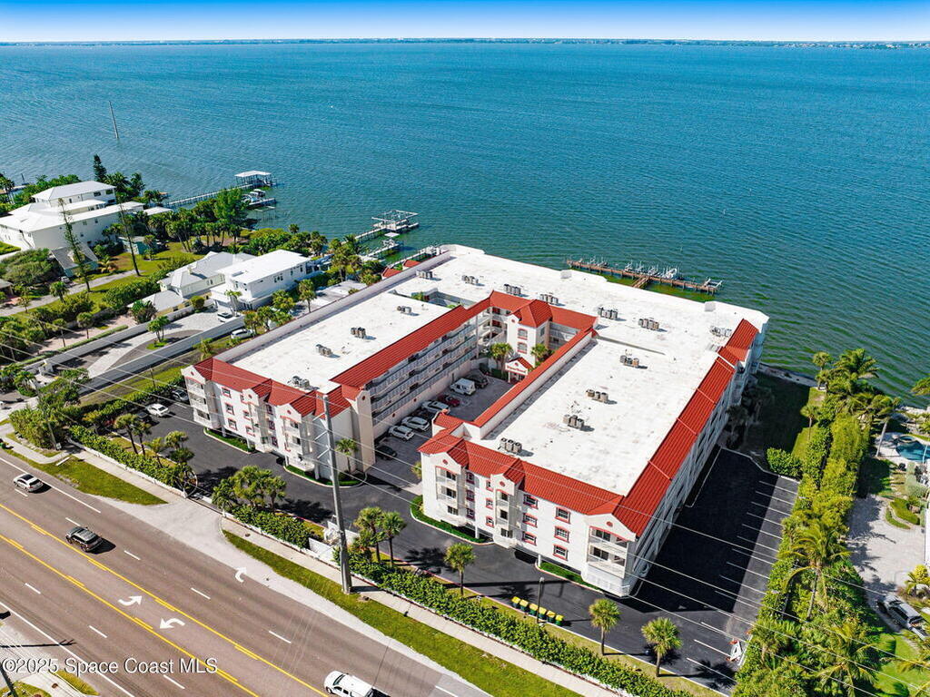 3360 S Atlantic Avenue, Cocoa Beach, 32931