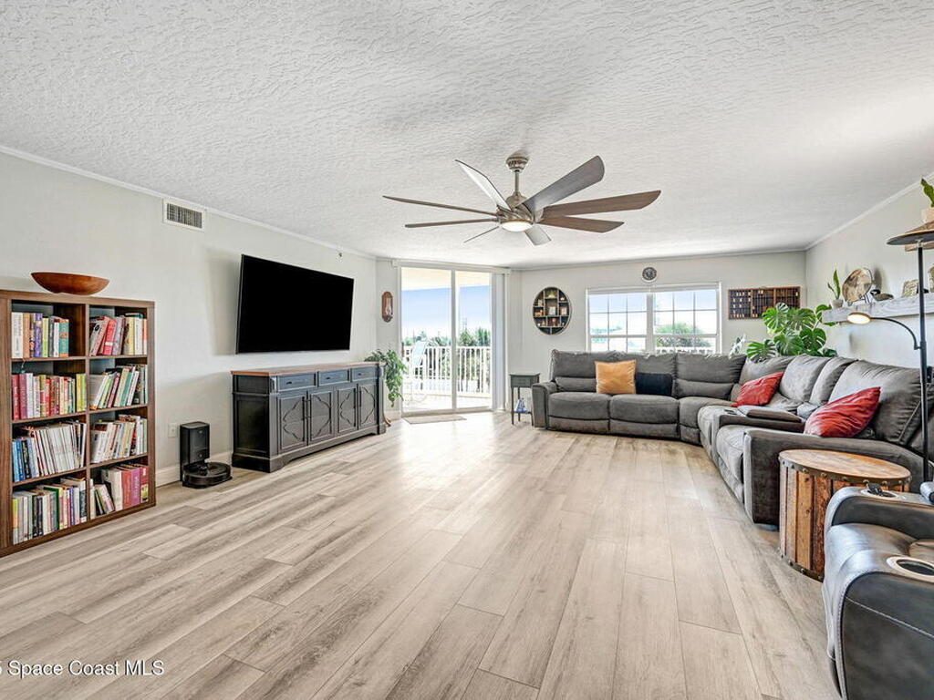 3360 S Atlantic Avenue, Cocoa Beach, 32931