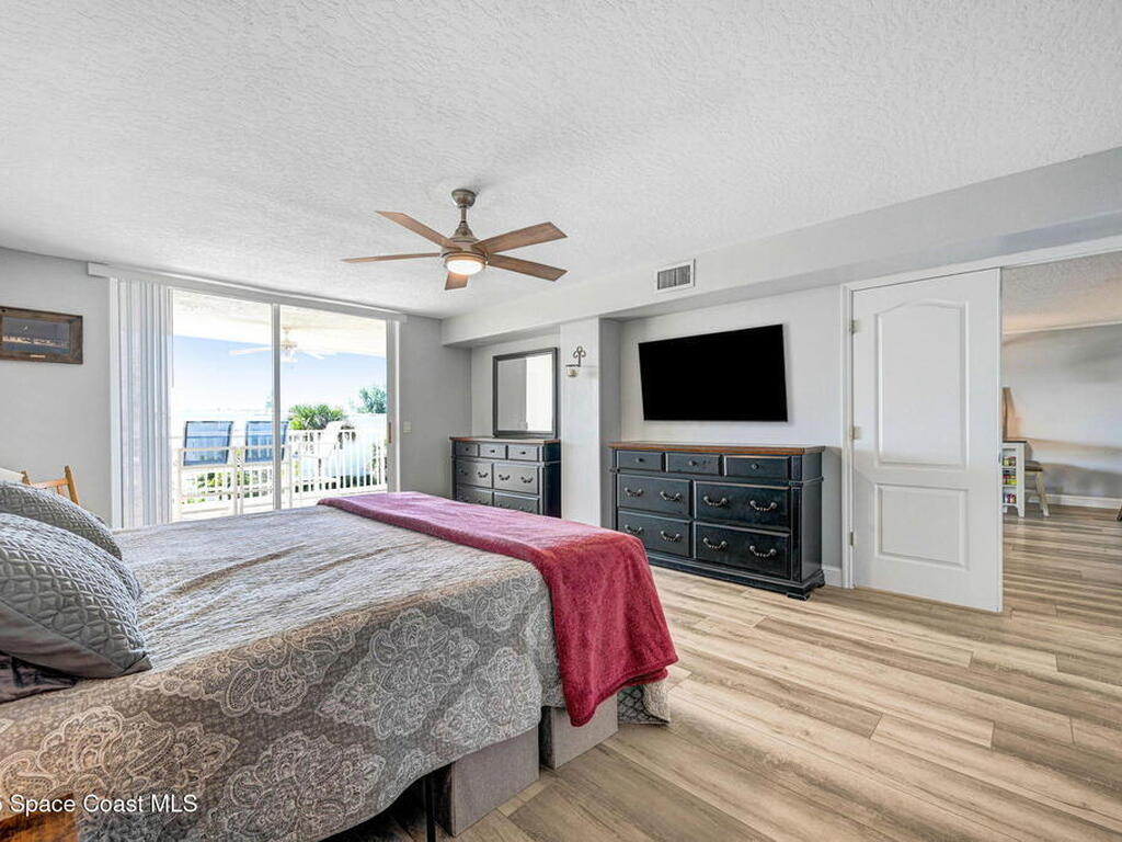 3360 S Atlantic Avenue, Cocoa Beach, 32931