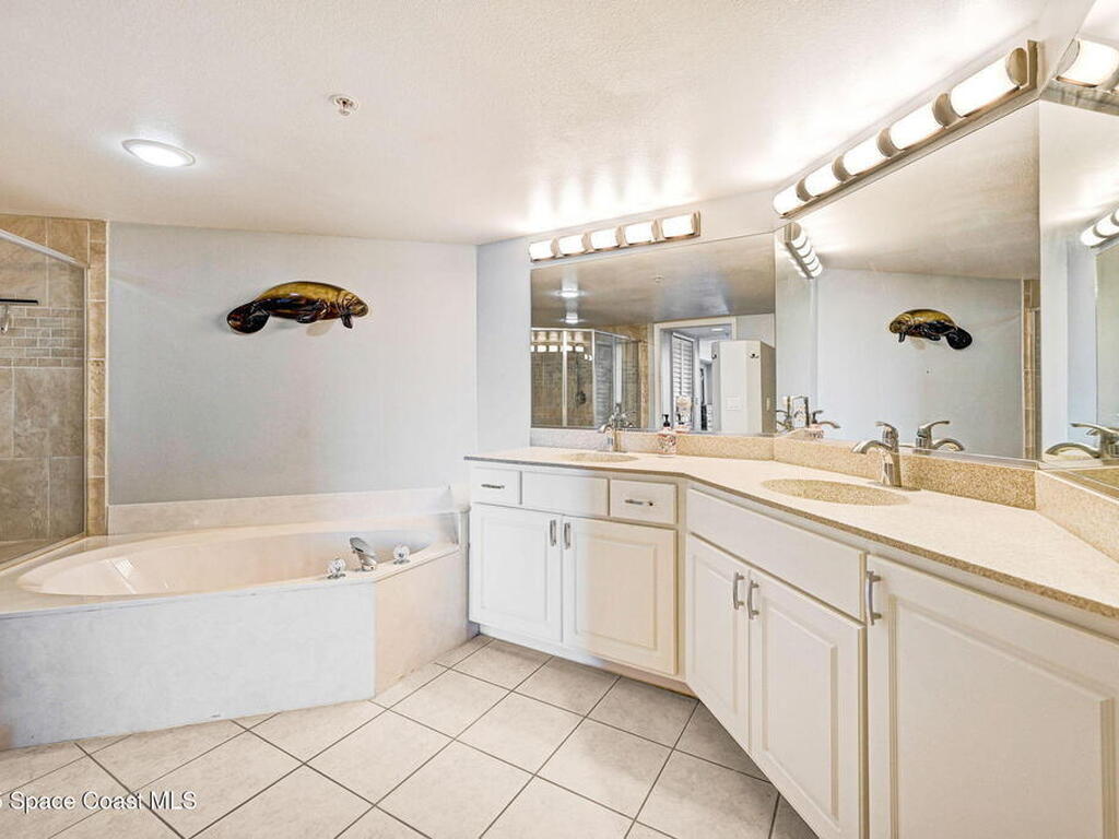 3360 S Atlantic Avenue, Cocoa Beach, 32931