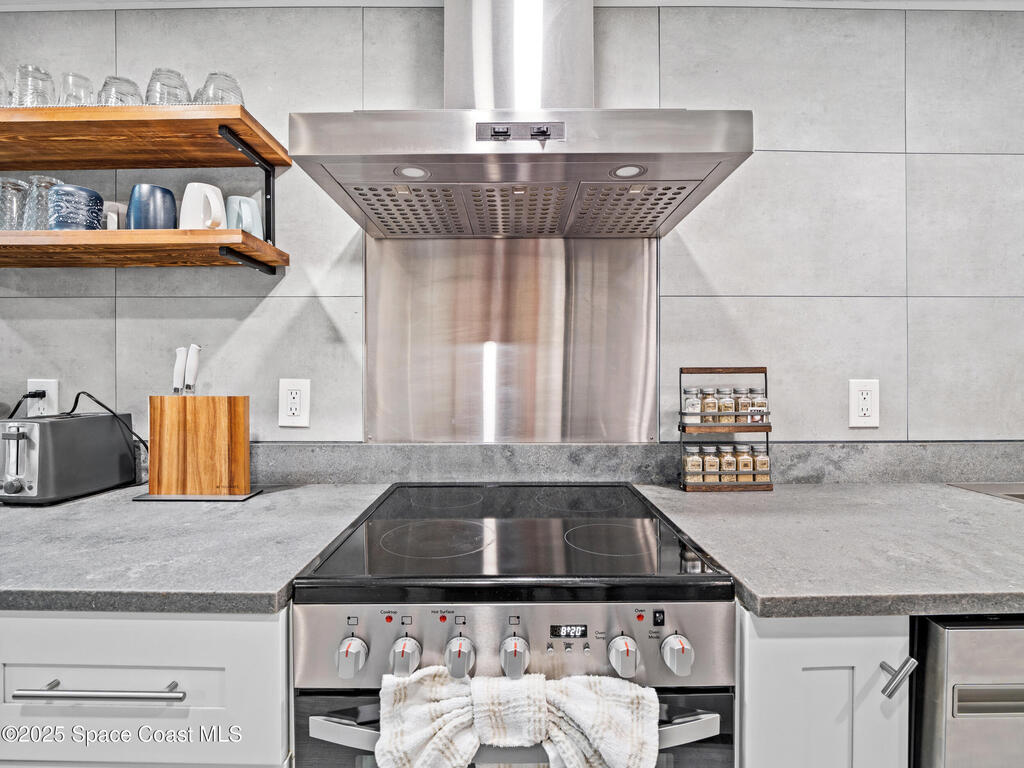 8600 Ridgewood Avenue, Cape Canaveral, 32920