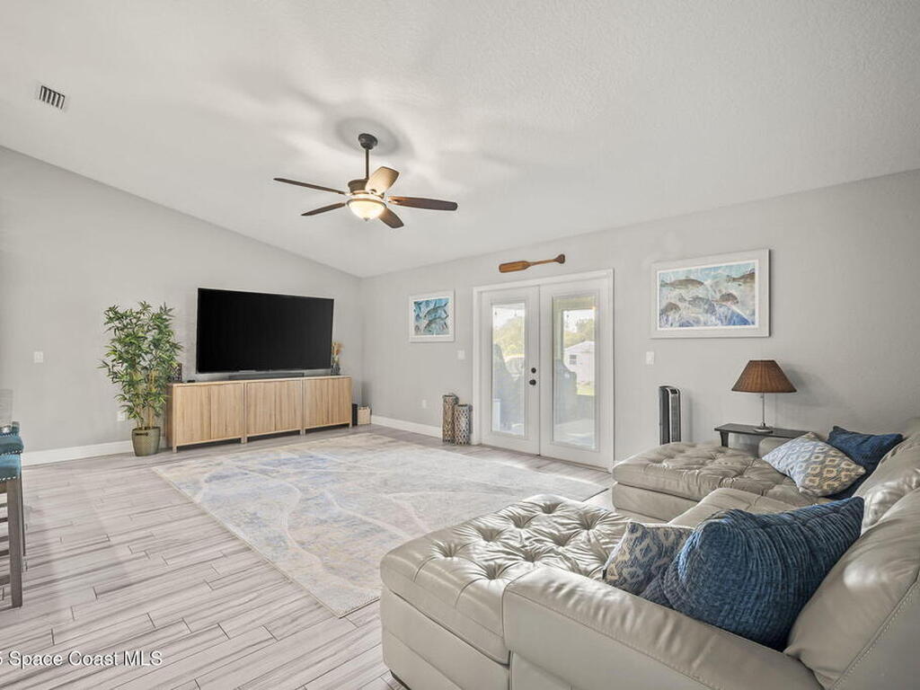 1550 Old Dixie Highway, Titusville, FL 32796