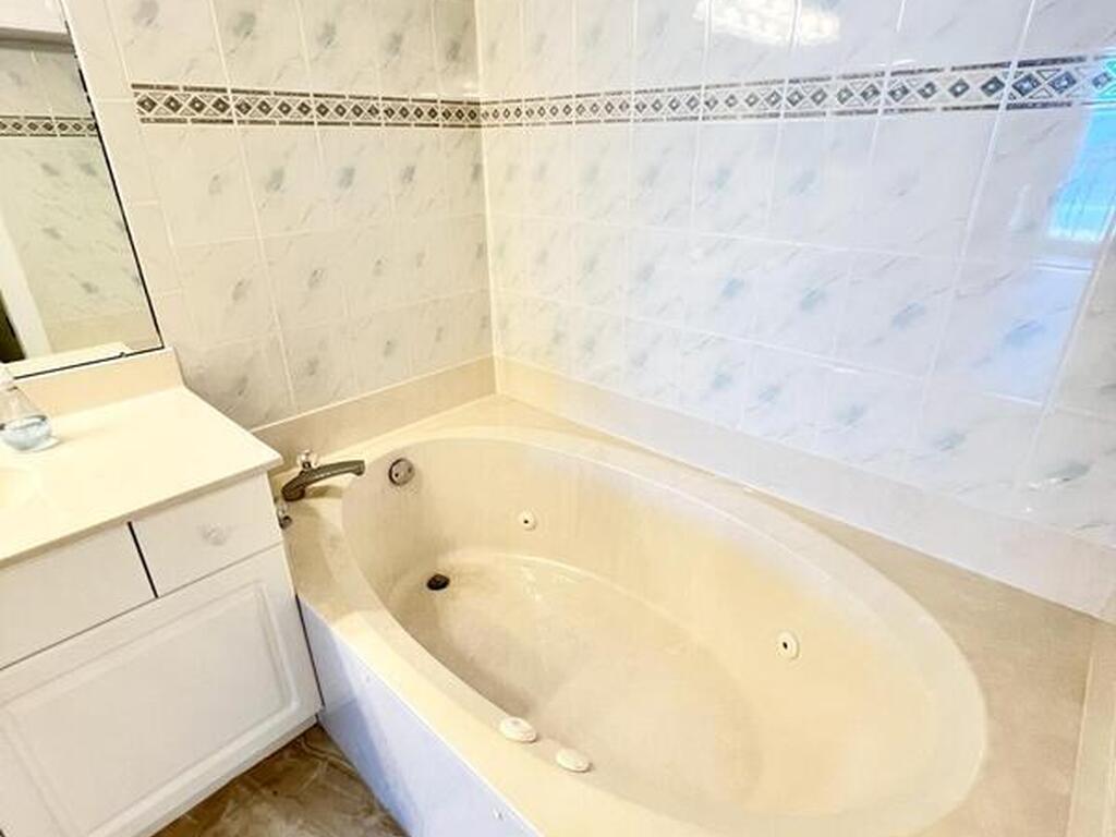 425 Buchanan Avenue, Cape Canaveral, FL 32920