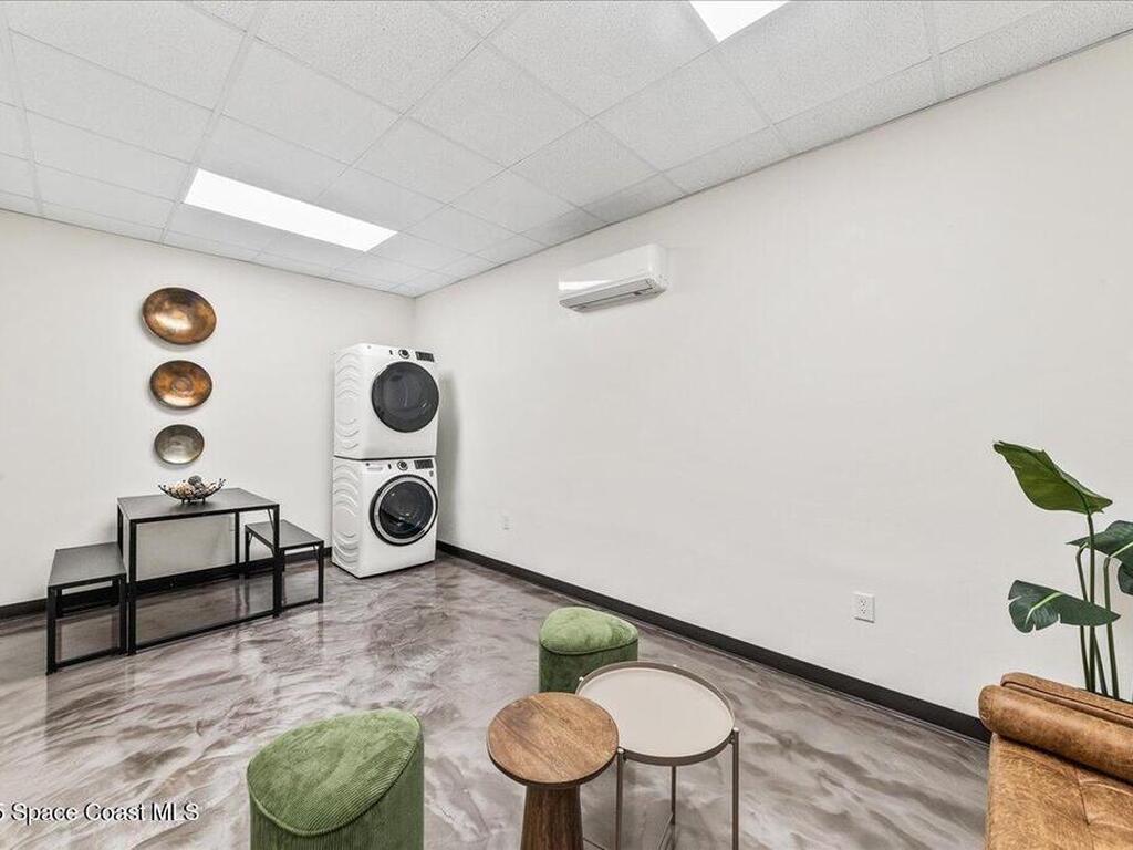 566 Barton Boulevard, Rockledge, FL 32955