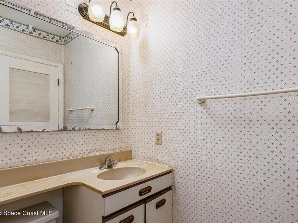 8411 Rosalind Avenue, Cape Canaveral, FL 32920