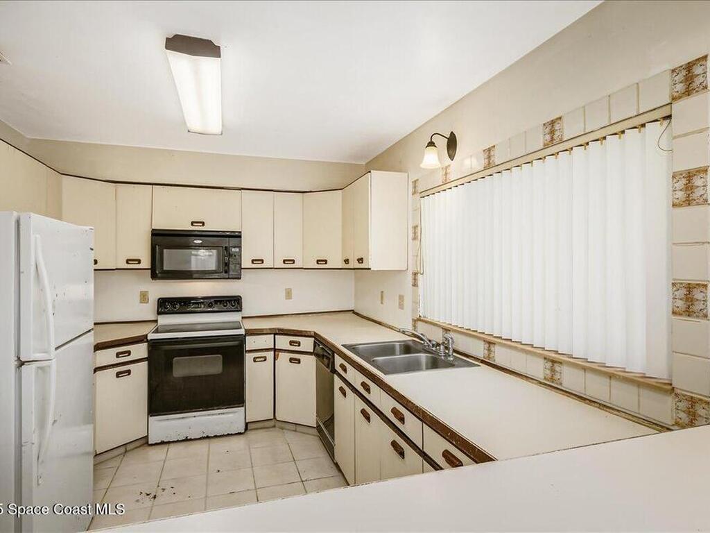 8411 Rosalind Avenue, Cape Canaveral, FL 32920