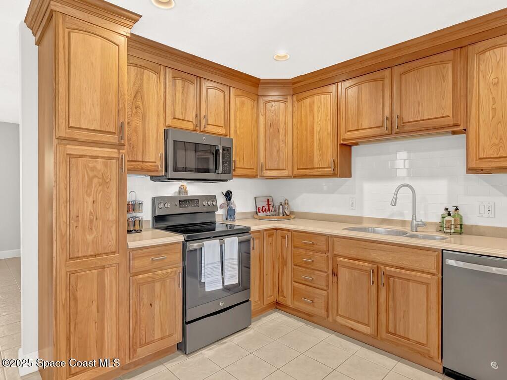 1914 Robalo Drive, Vero Beach, FL 32960