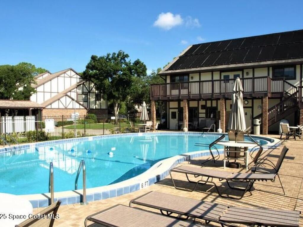 831 Greenwood Manor Circle, West Melbourne, FL 32904