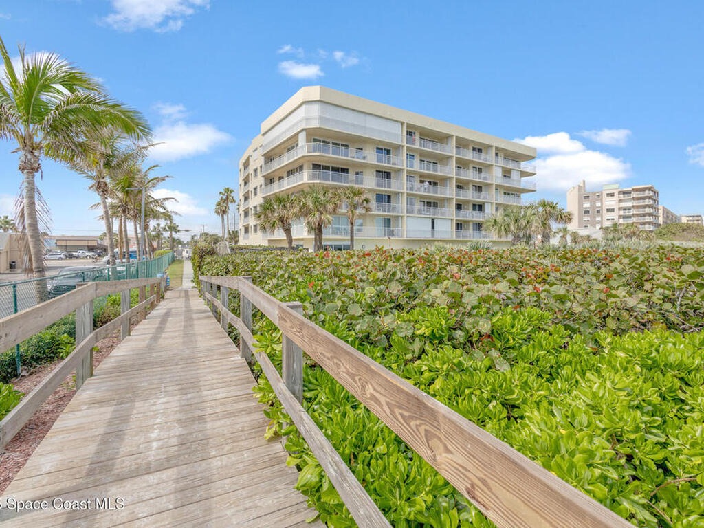 925 N Highway A1a, Indialantic, FL 32903