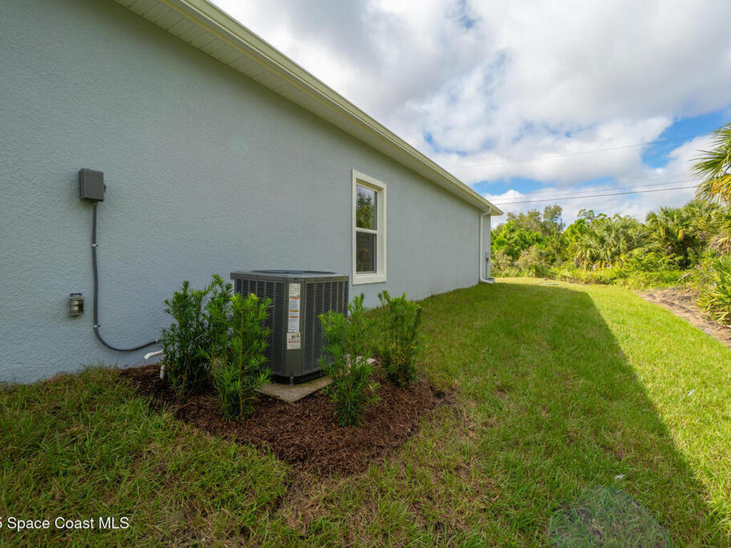 528 De Groodt Road, Palm Bay, FL 32908