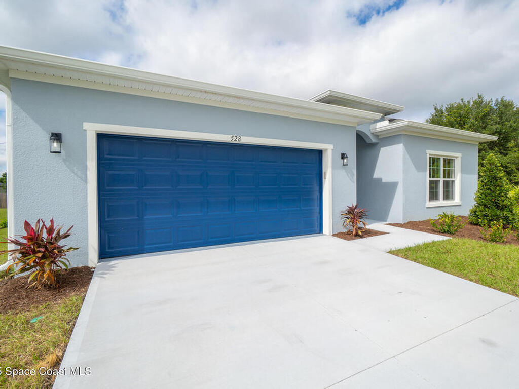 528 De Groodt Road, Palm Bay, FL 32908