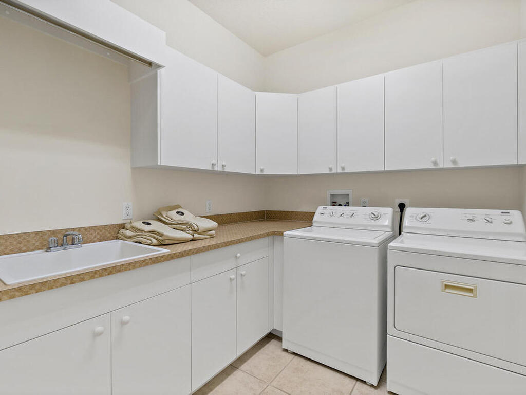 4085 Crooked Mile Road, Merritt Island, FL 32952