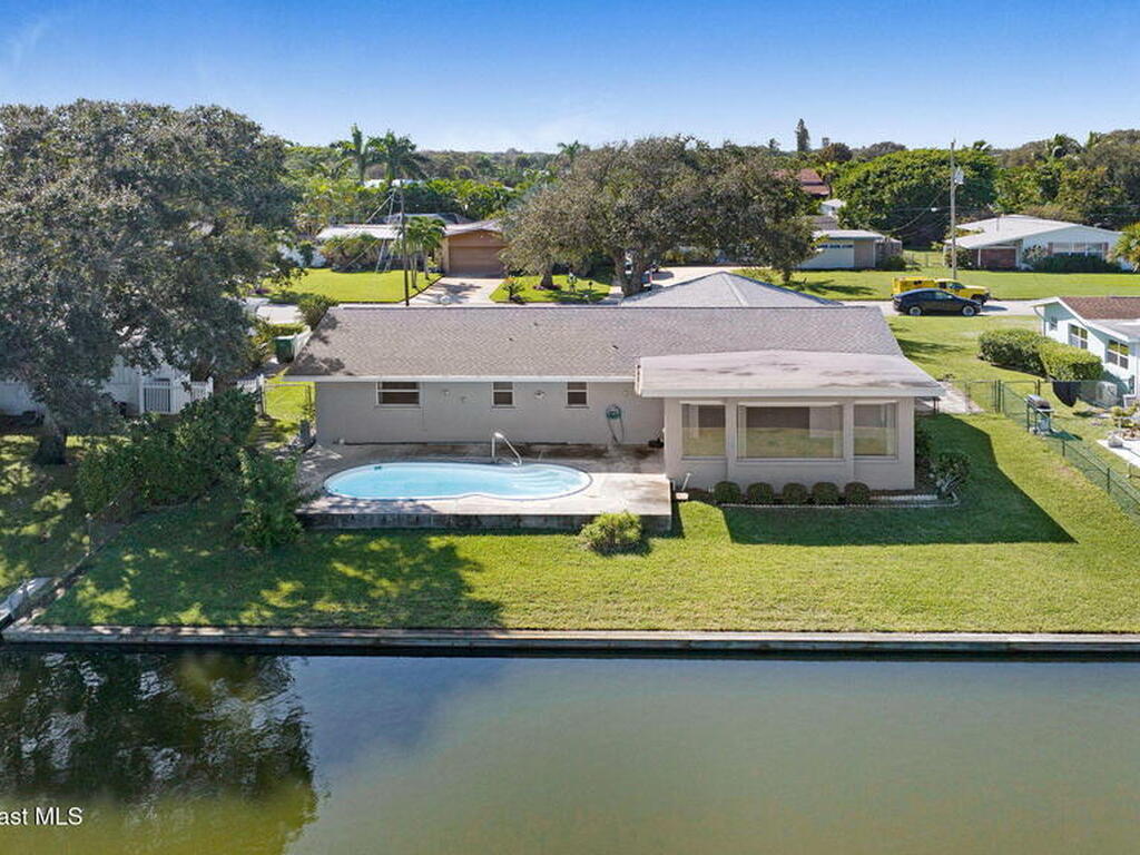 159 Antigua Drive, Cocoa Beach, FL 32931