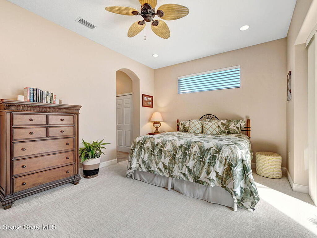 560 Casa Bella Drive, Cape Canaveral, FL 32920