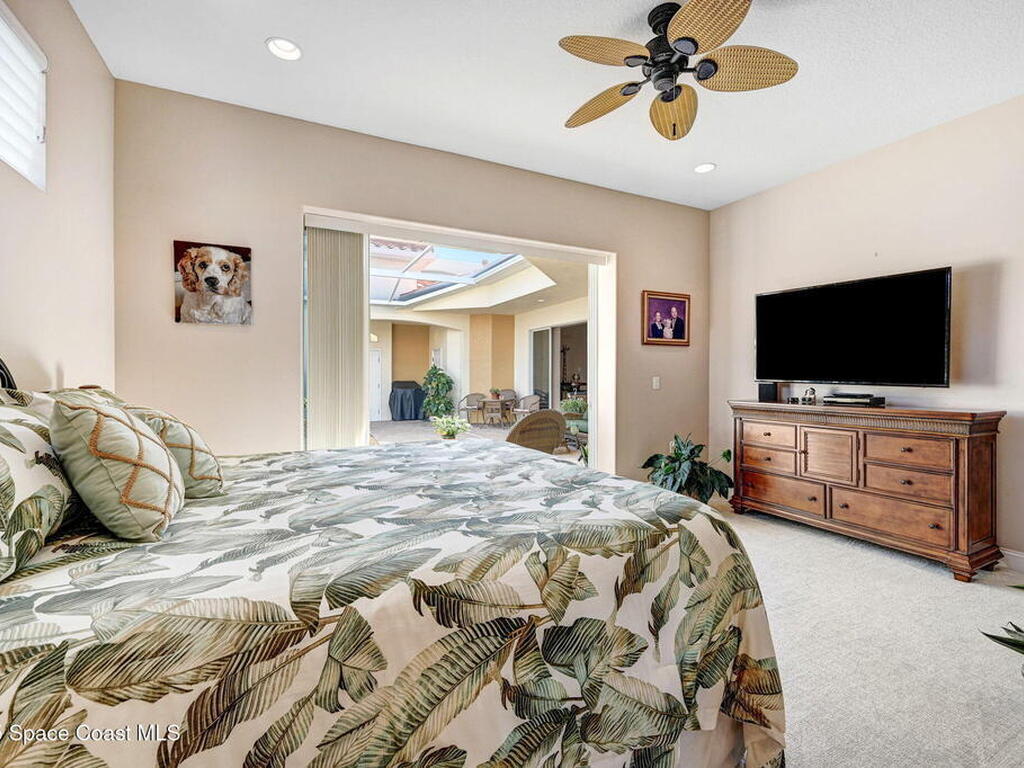 560 Casa Bella Drive, Cape Canaveral, FL 32920