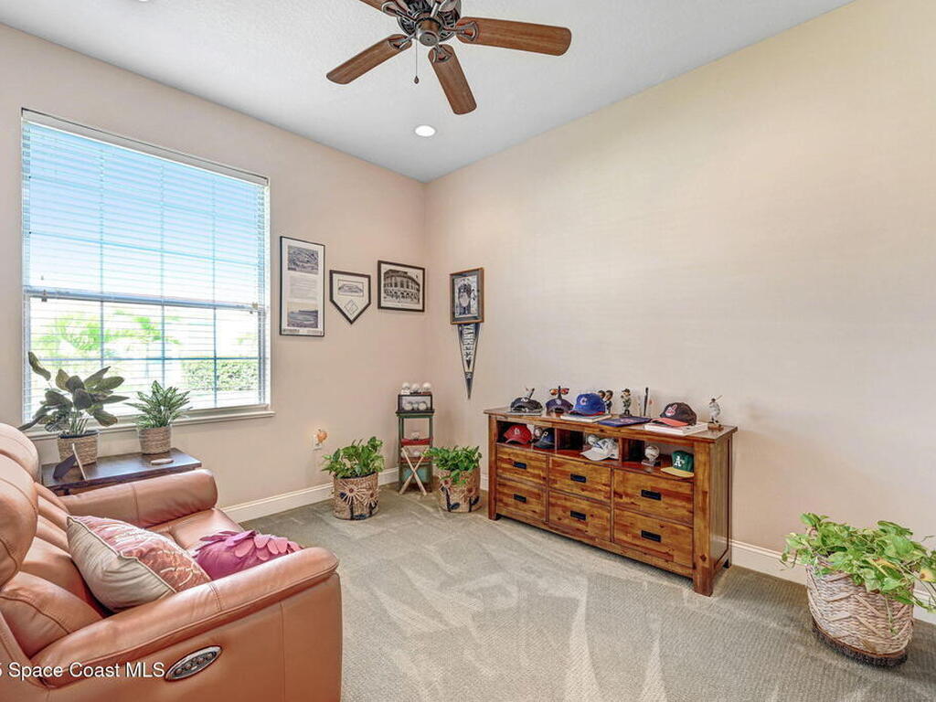 560 Casa Bella Drive, Cape Canaveral, FL 32920