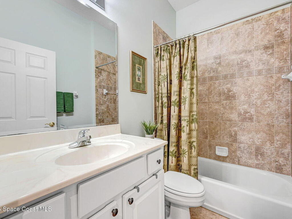 560 Casa Bella Drive, Cape Canaveral, FL 32920