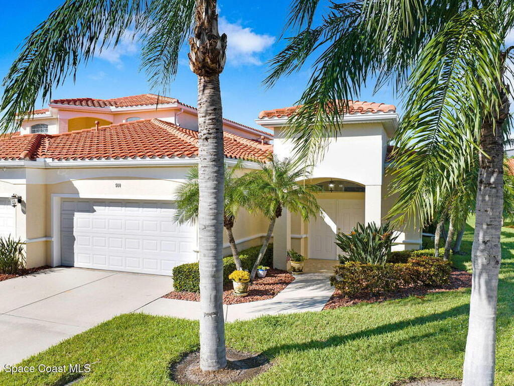 560 Casa Bella Drive, Cape Canaveral, FL 32920