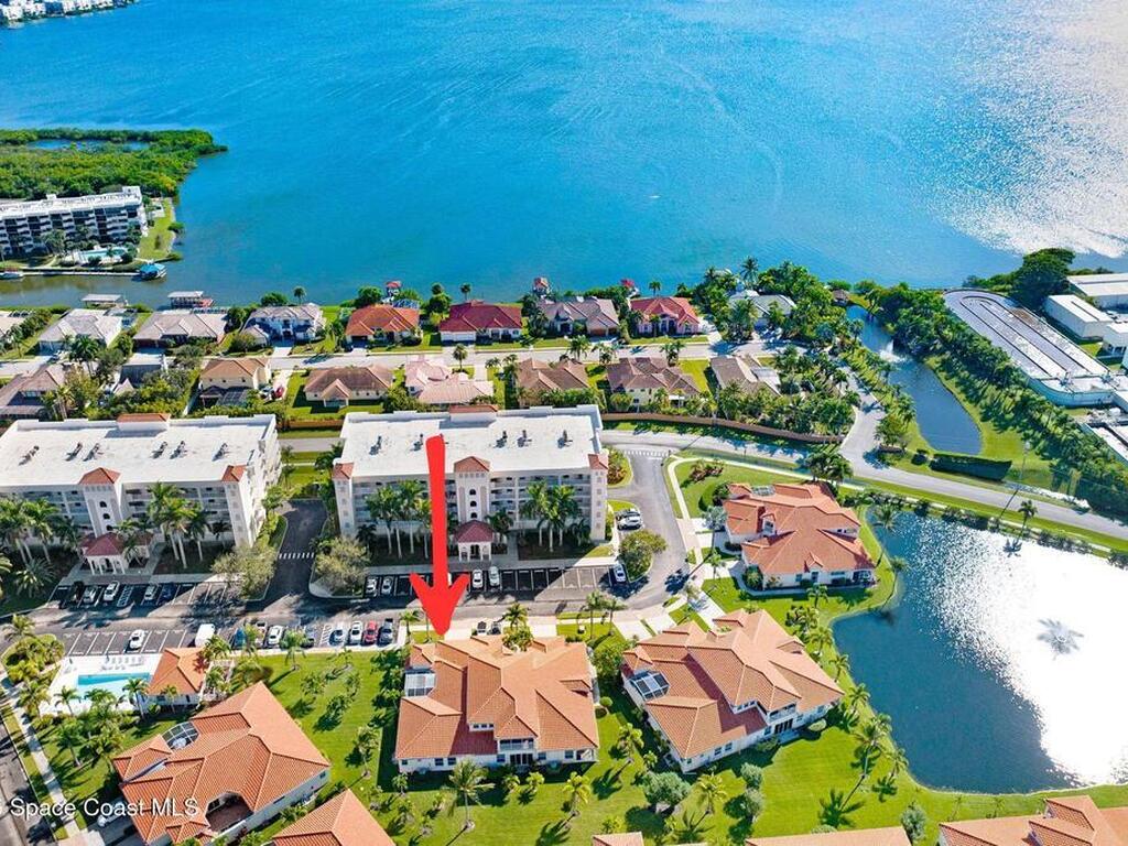 560 Casa Bella Drive, Cape Canaveral, FL 32920