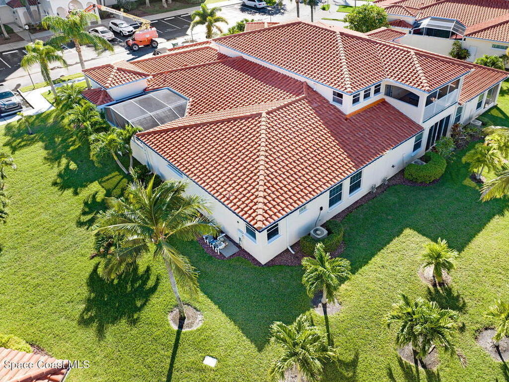 560 Casa Bella Drive, Cape Canaveral, FL 32920