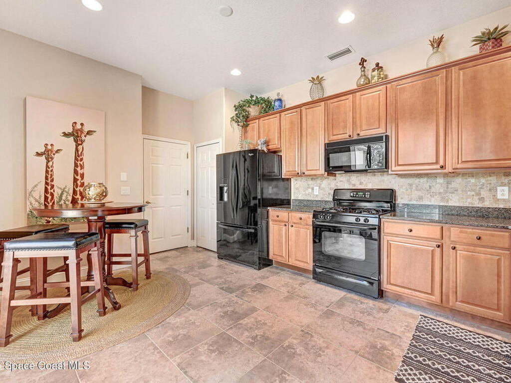 560 Casa Bella Drive, Cape Canaveral, FL 32920