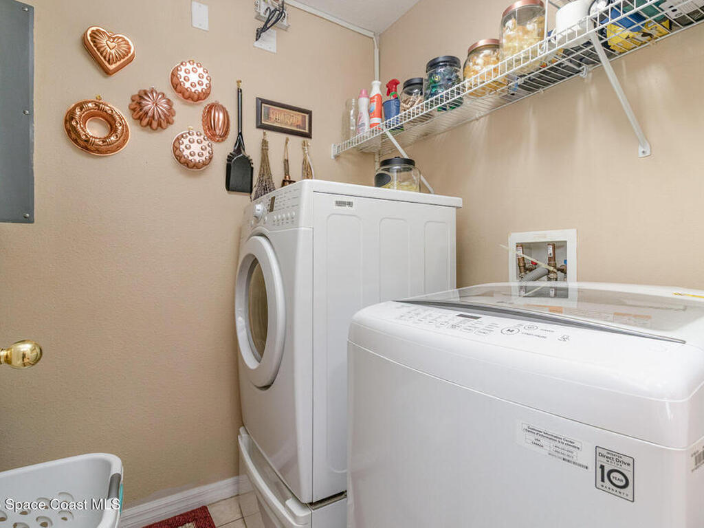 7130 Red Lantern Drive, Harmony, FL 34773