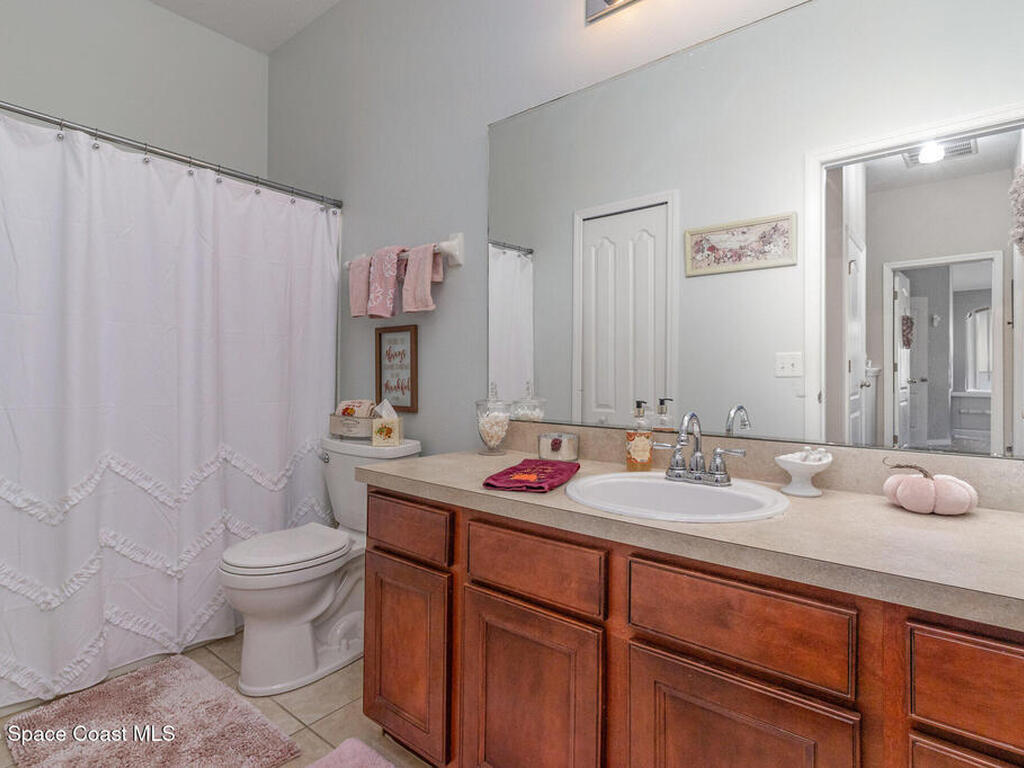 7130 Red Lantern Drive, Harmony, FL 34773