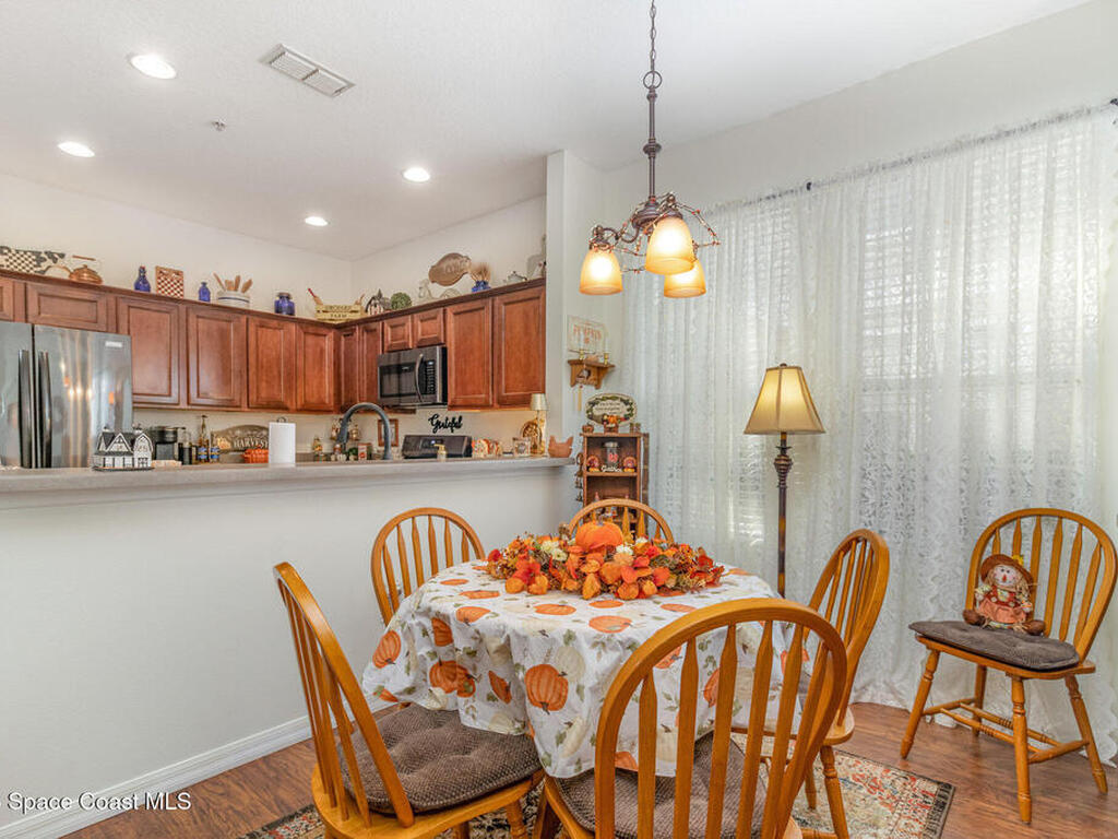 7130 Red Lantern Drive, Harmony, FL 34773