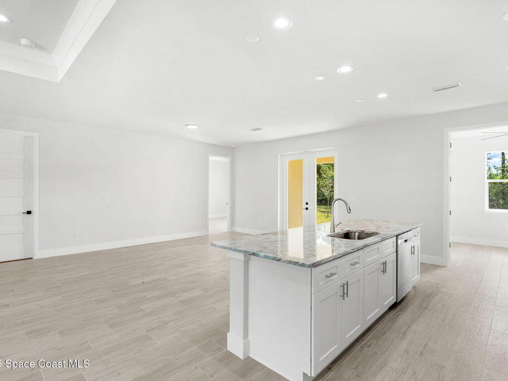 276 Americana Boulevard, Palm Bay, FL 32907