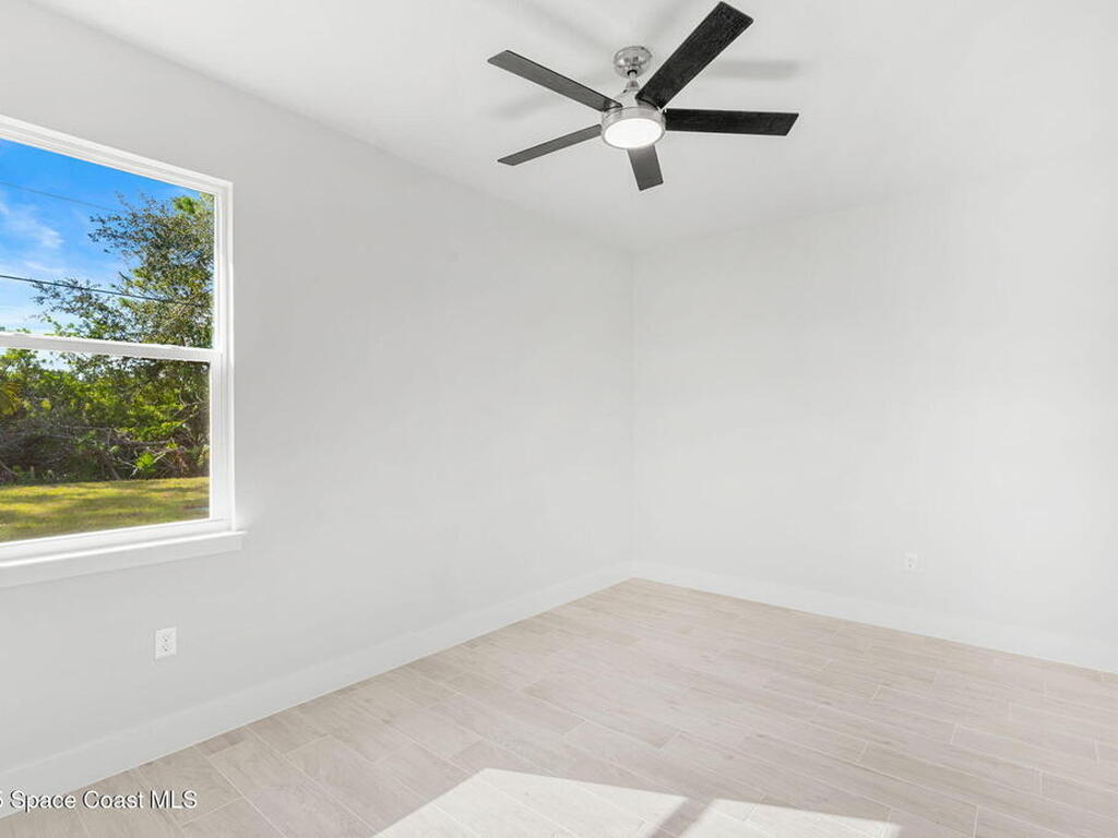 276 Americana Boulevard, Palm Bay, FL 32907