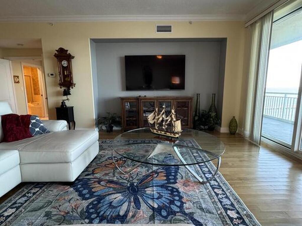 4955 Dixie Highway, Palm Bay, FL 32905