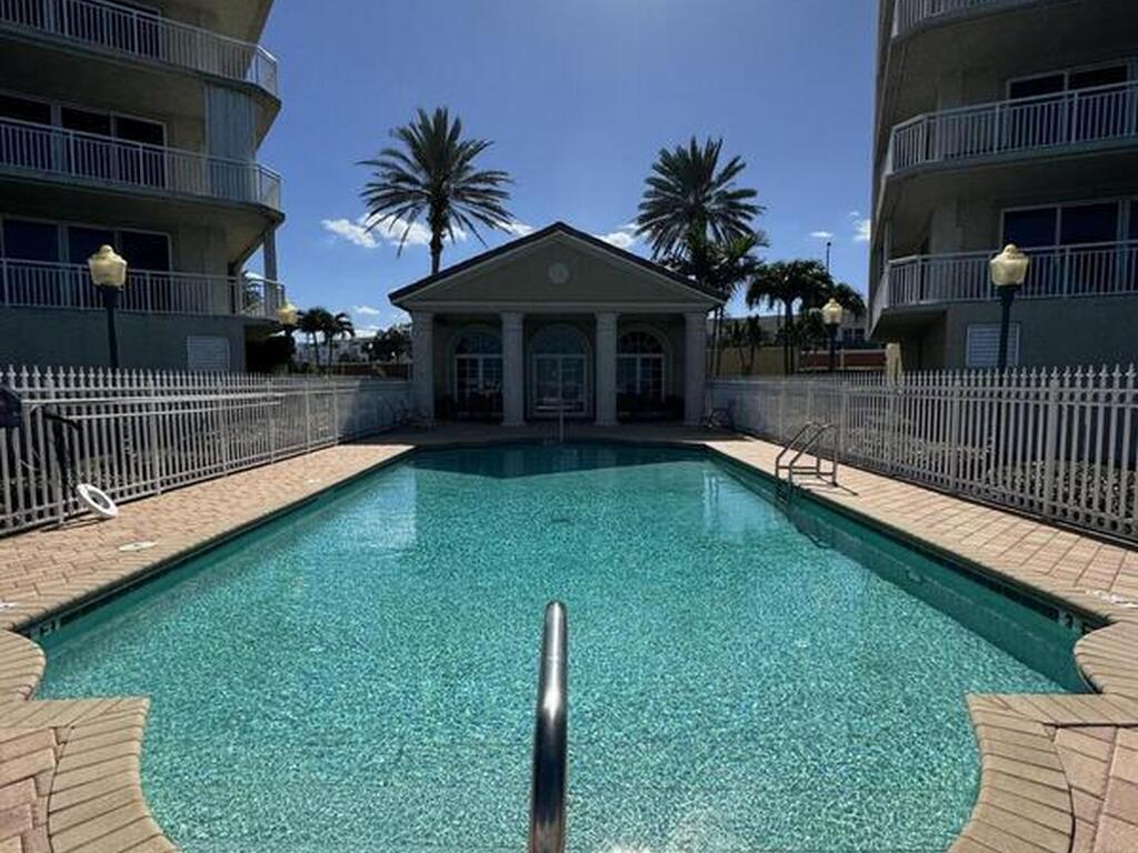 4955 Dixie Highway, Palm Bay, FL 32905