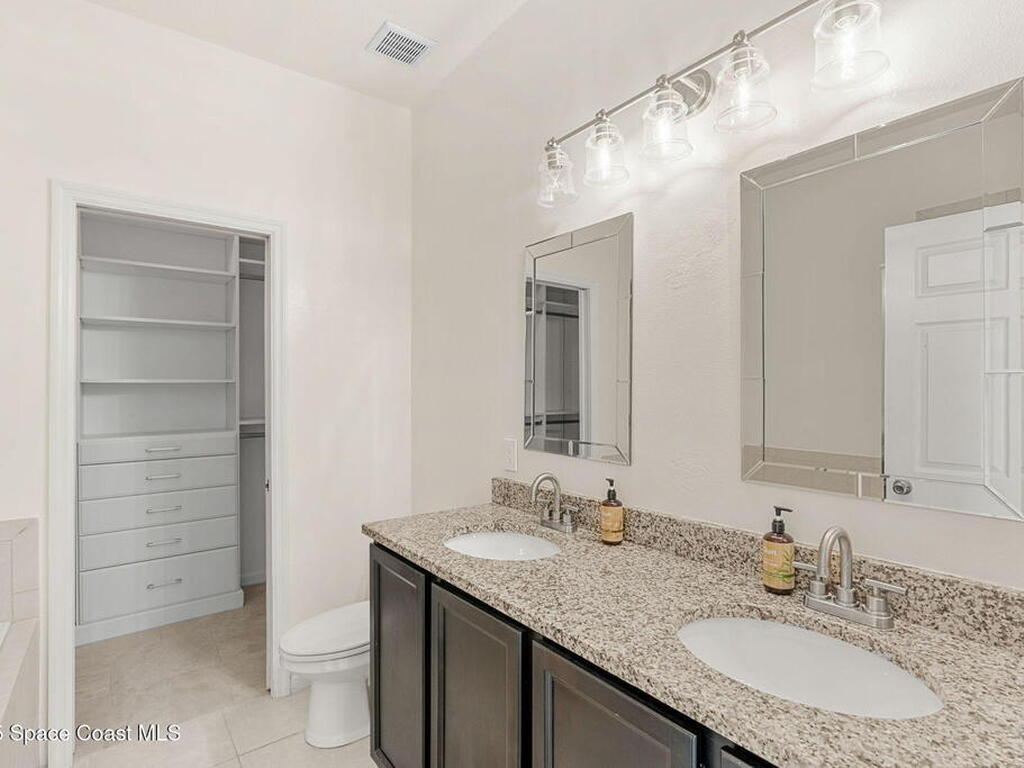 223 Murano Drive, Melbourne, FL 32904