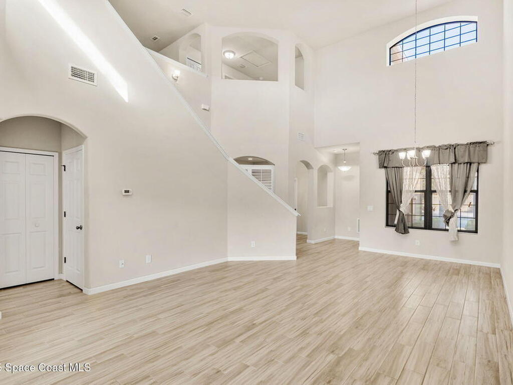 223 Murano Drive, Melbourne, FL 32904