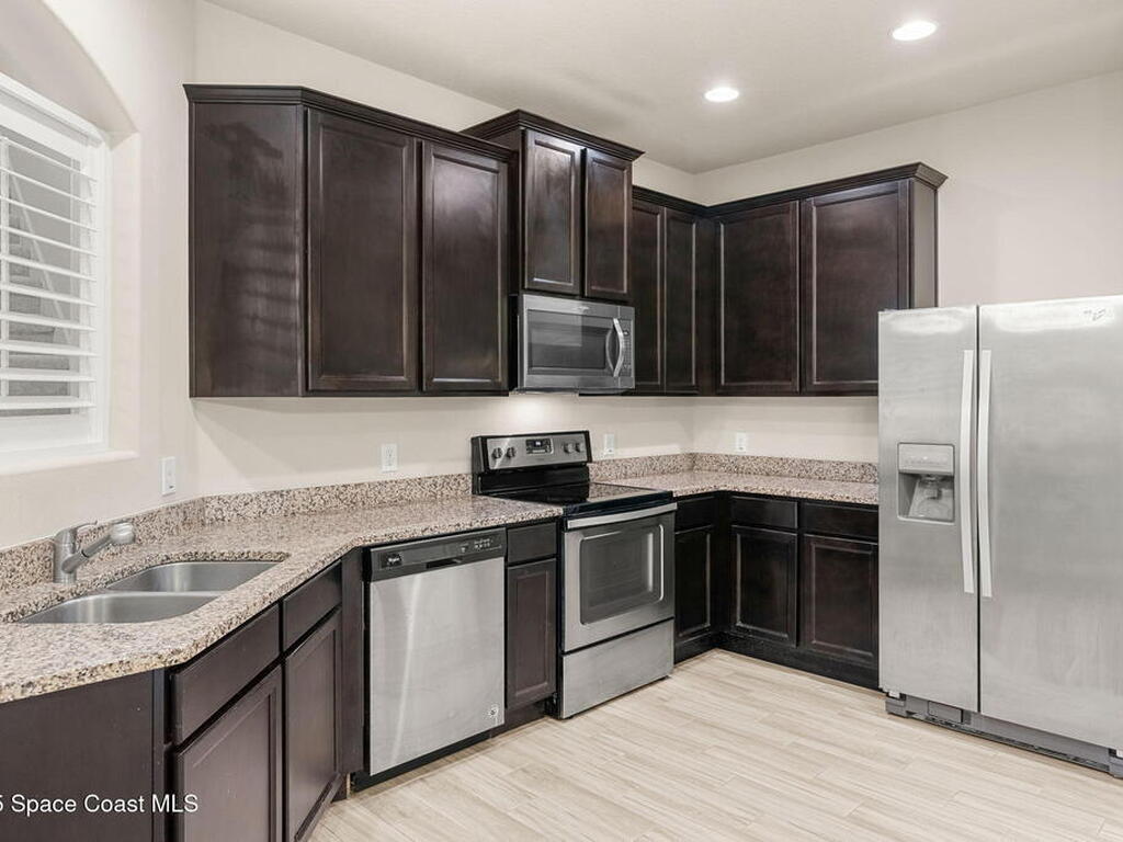 223 Murano Drive, Melbourne, FL 32904