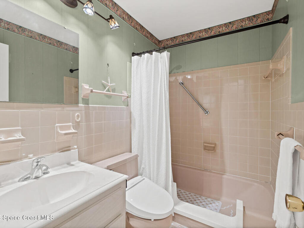 410 Emerald Drive, Indian Harbour Beach, FL 32937